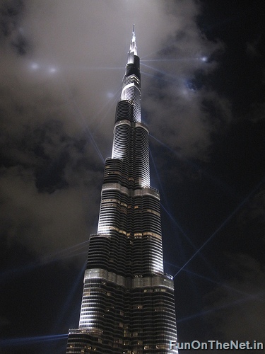 The Worlds Tallest Skyscraper - Burj Khalifa Dubai - XciteFun.net