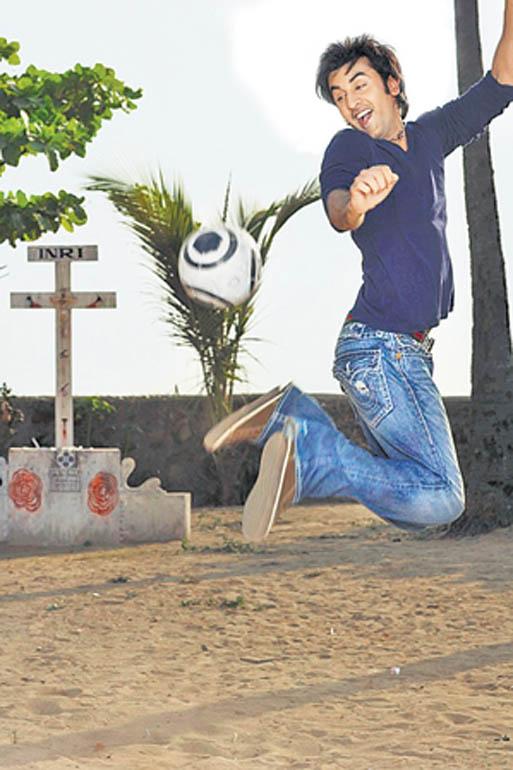 Ranbir Kapoor Football Craze - XciteFun.net