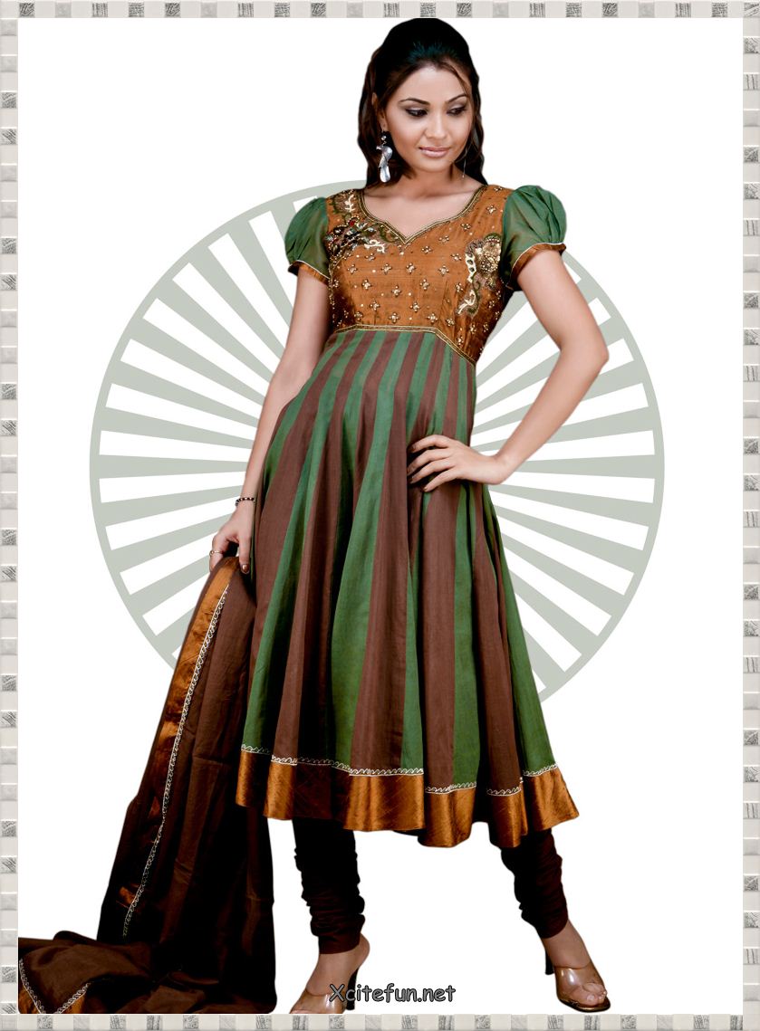 Yellow Ladies Anarkali Suit at best price in Surat by HD Bazaar | ID:  8743784512