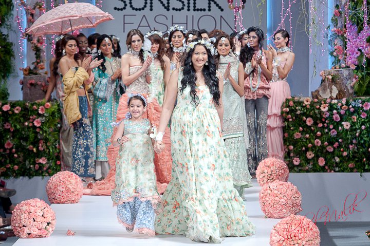 PFDC Sunsilk Fashion Week 2011 - XciteFun.net