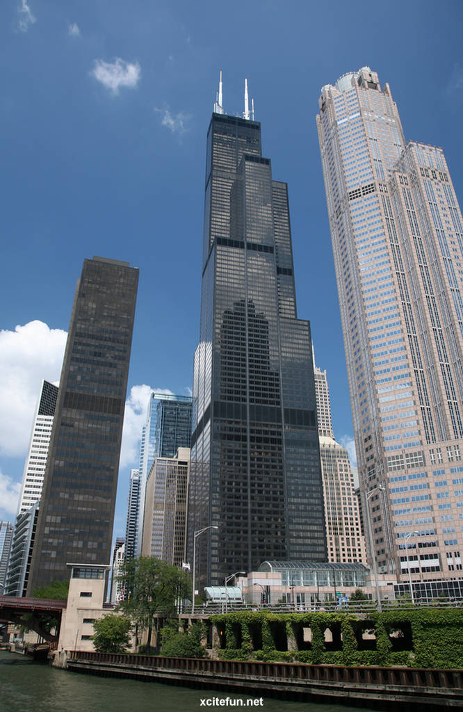 Willis Tower Images - 108 Story Building - XciteFun.net