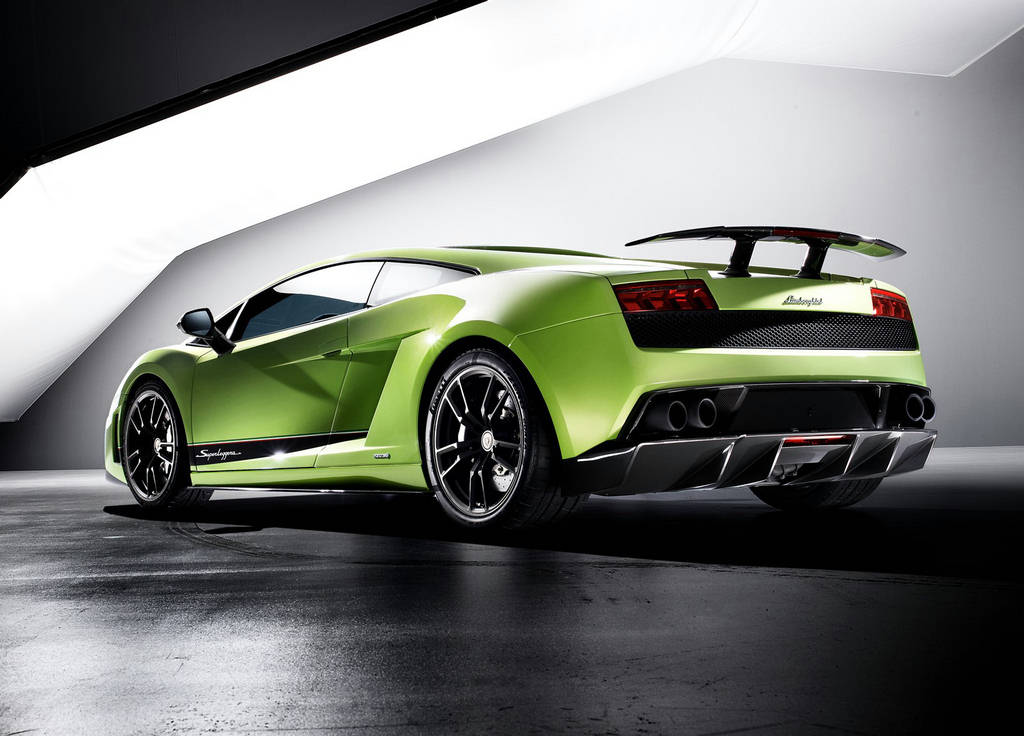 Lamborghini Gallardo LP 570-4 Car Wallpapers 2011 - XciteFun.net