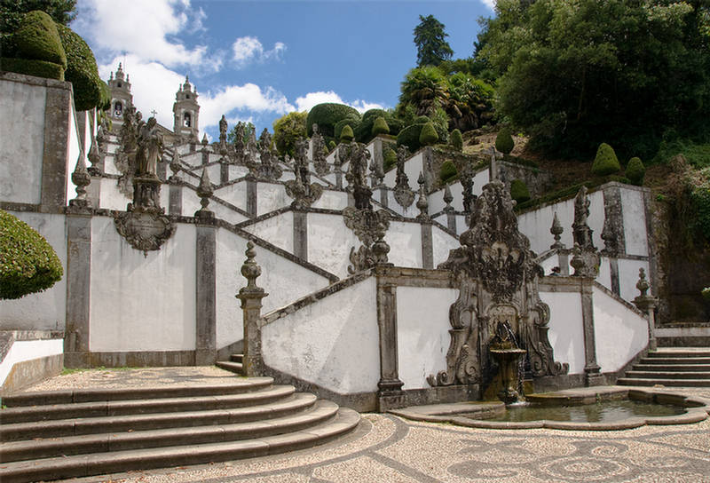 Holy Zigzag Stairways of Portugal - XciteFun.net