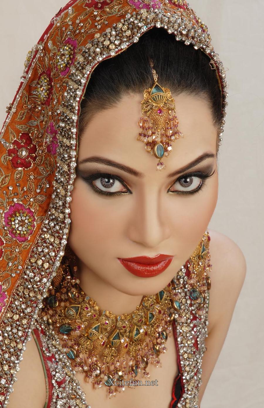 Astonished Pakistani Bridal Makeover - XciteFun.net