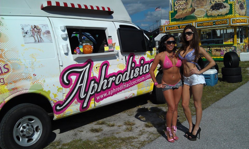 Smoking Hot Ice Cream Truck XciteFunnet