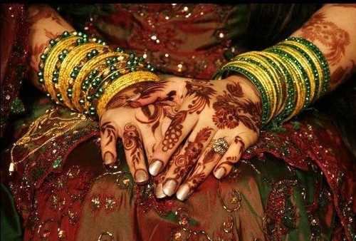 Beautiful Bridal Hands - XciteFun.net