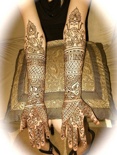 Most Beautiful Mehndi Designs - XciteFun.net