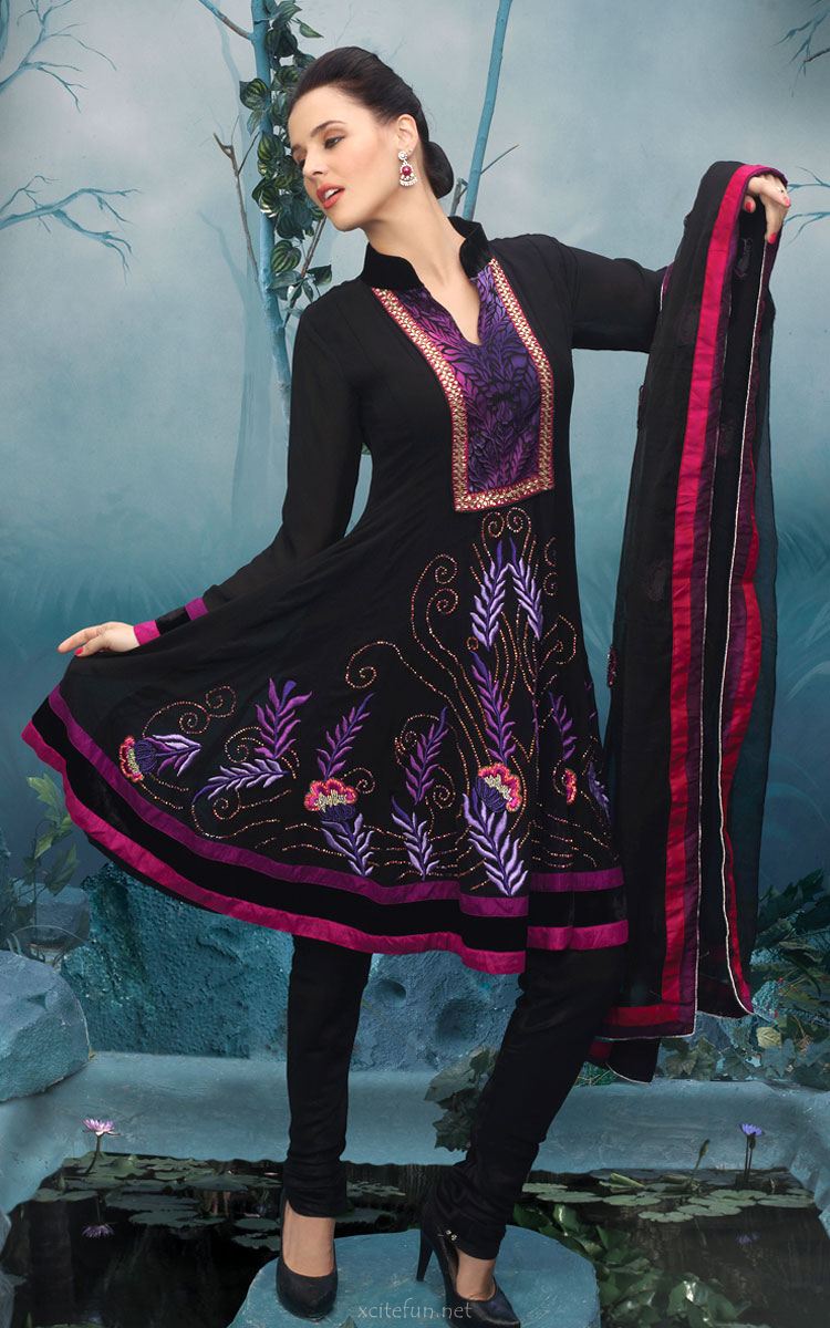 punjabi salwar kameez photo