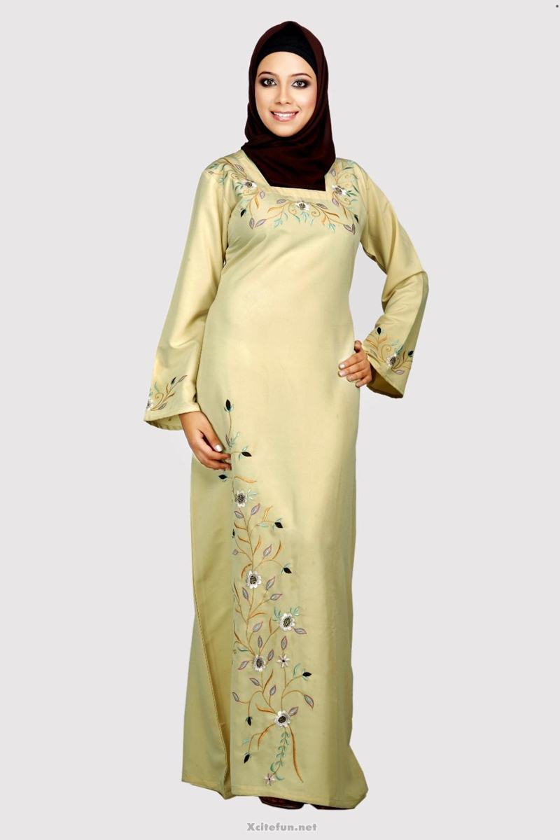 Arabic Dress With Headscarf XciteFun