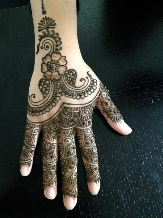 UnIqUe AnD bEaUtIfUl MeHnDi DeSiGnS - XciteFun.net