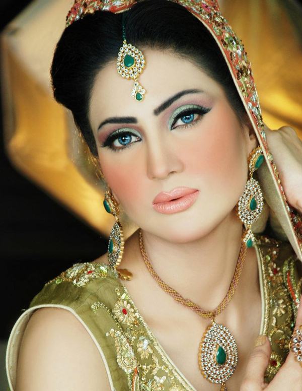 Fiza Ali Bridal Makeover Jewelry Shoots - XciteFun.net