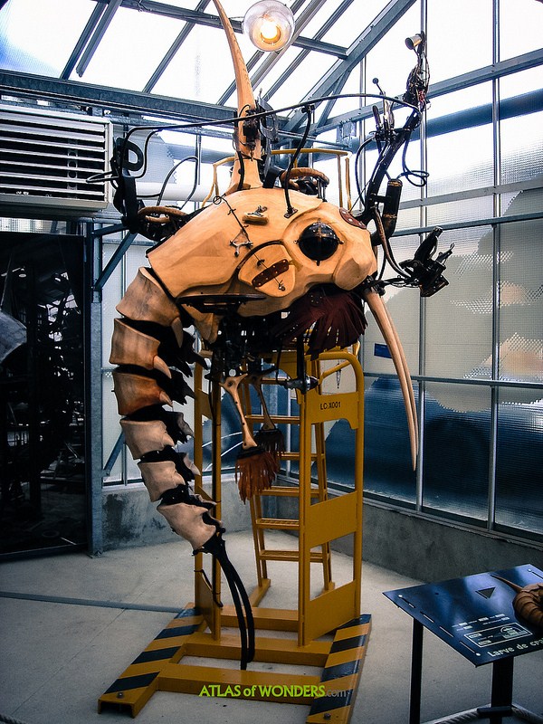 Gigantic Mechanical Animals- Isle of Nantes - XciteFun.net