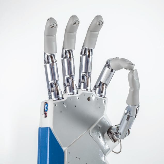 First Bionic Hand of New Generation - XciteFun.net