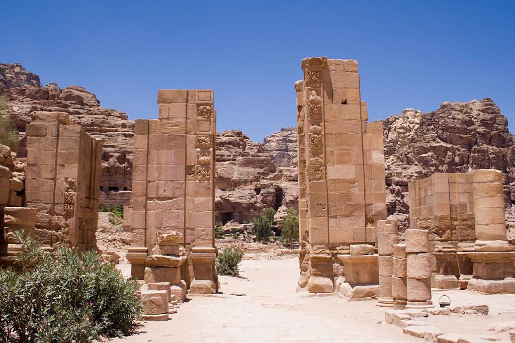 Petra Jordan Ancient Wonders of The World - XciteFun.net