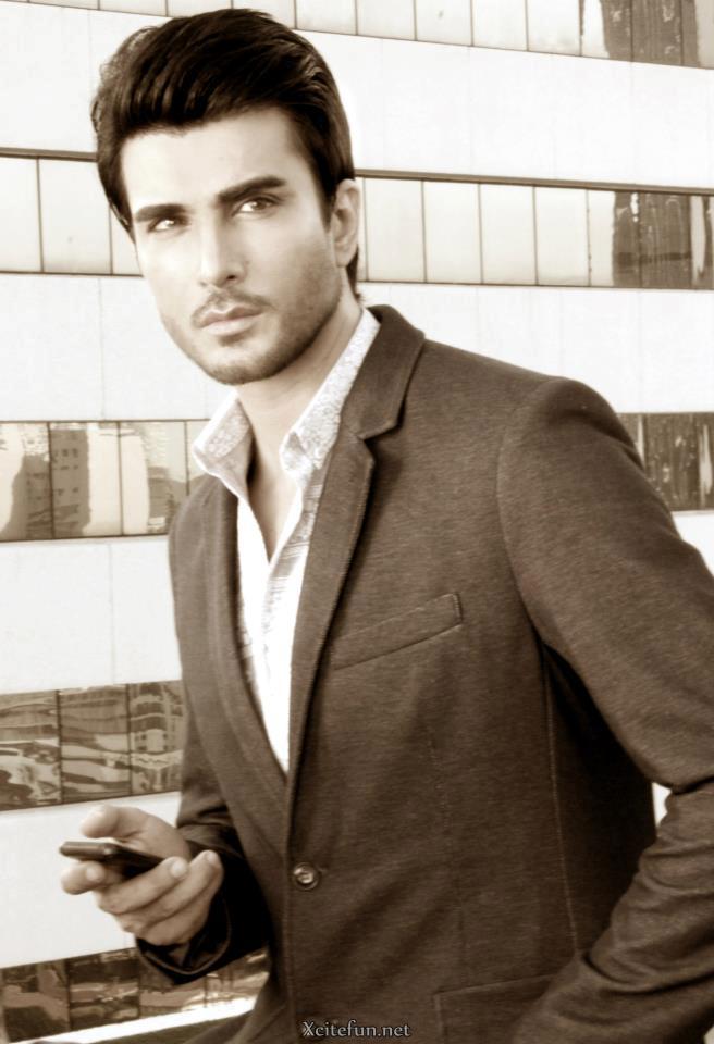 Imran Abbas Naqvi - Qmobile Shoot In Bangkok - XciteFun.net