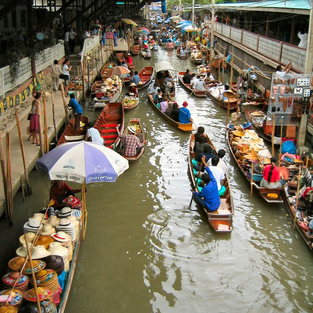 Floating Market of Thailand - XciteFun.net