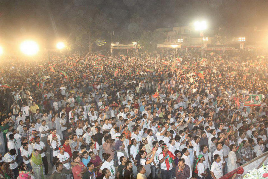 The Biggest Jalsa Ever In Multan - Imran Khan (PTI) - XciteFun.net