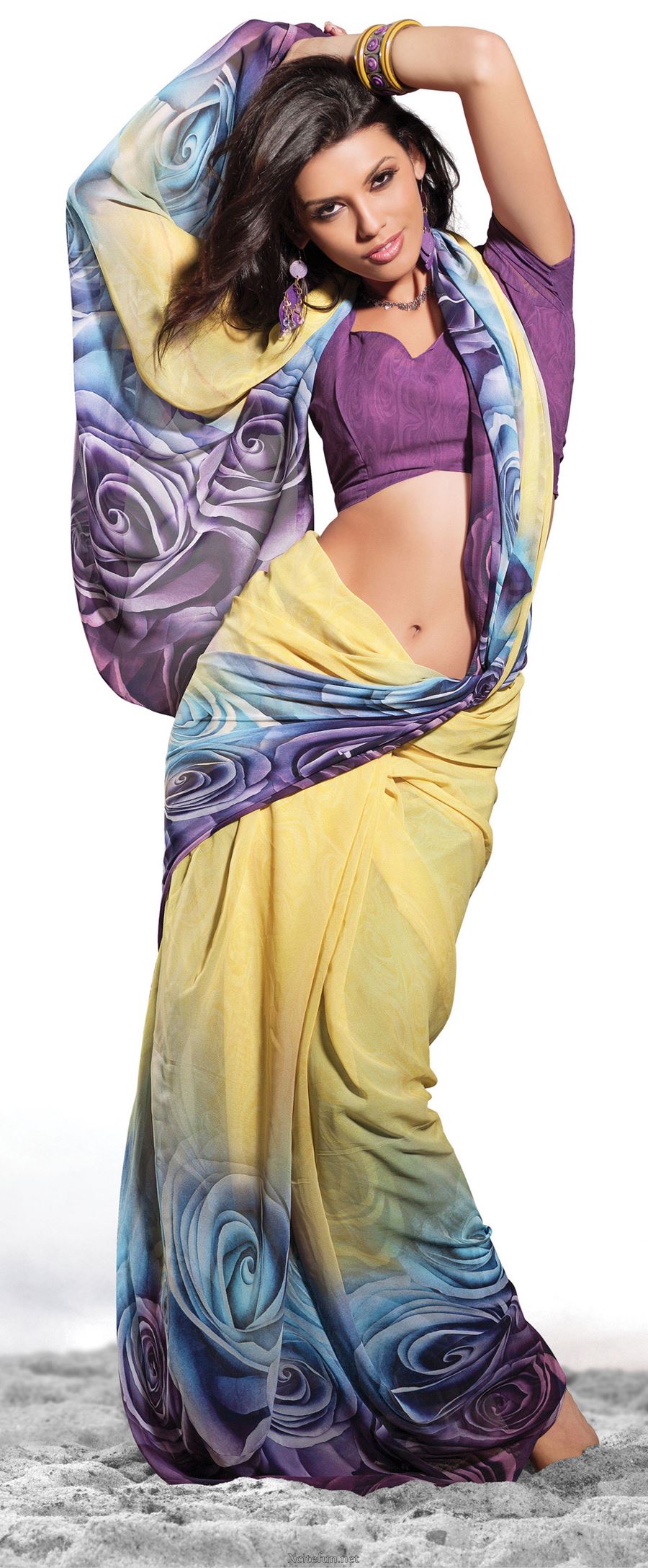 Digital Print Trendy And Stylish Saree For Young Girls - XciteFun.net