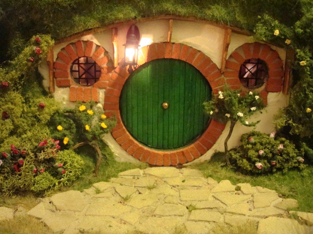 Hobbit Houses - Beautiful Designing - XciteFun.net