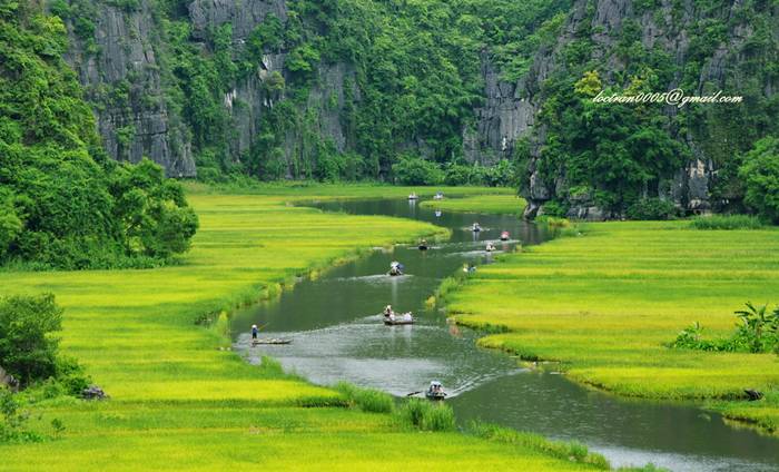 Tam Coc Bich Dong Vietnam Tourist Attraction - XciteFun.net