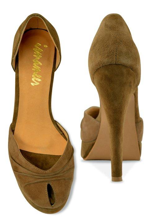 pumps for wedding guests