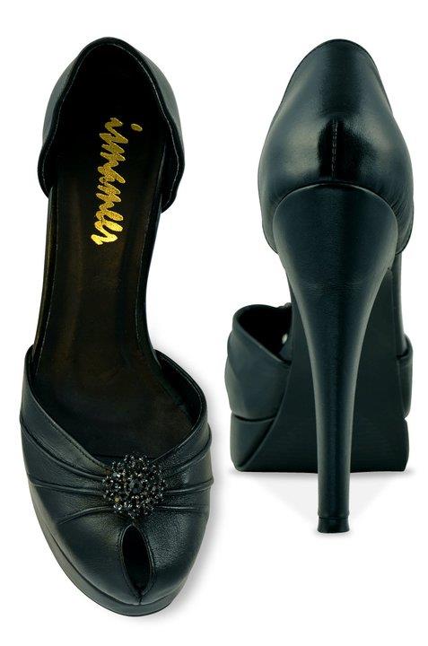 pumps for wedding guests