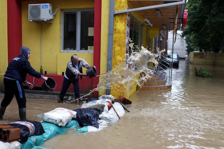 Worst Flood Hits Serbia In 120 Years - XciteFun.net