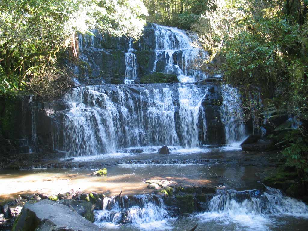 Purakaunui Falls Cascading Waterfall of New Zealand Purakaunui Falls Cascading Waterfall of New Zealand