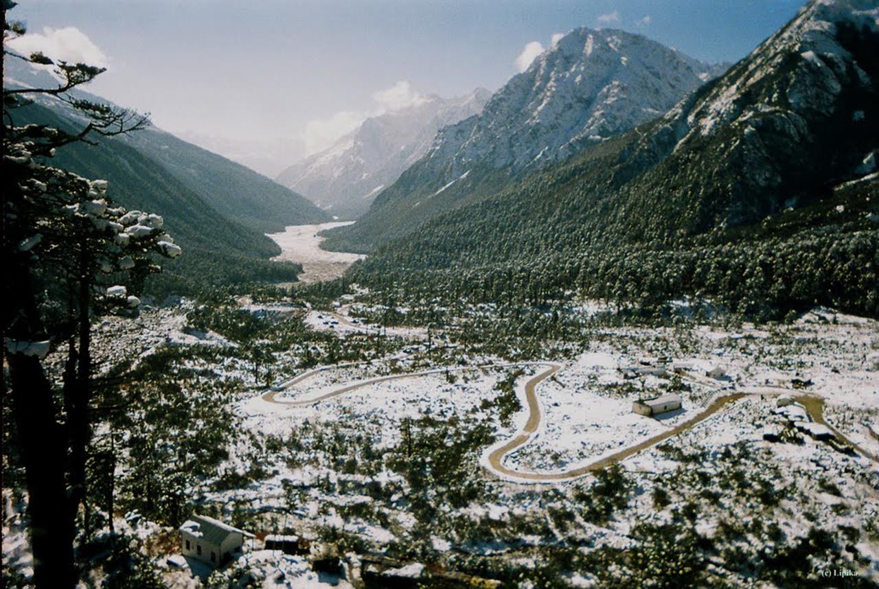 Tourist Guide Yumthang Valley India XciteFun net