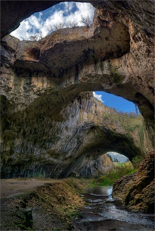 Devetashka Cave - Tourist Attraction In Bulgaria - XciteFun.net