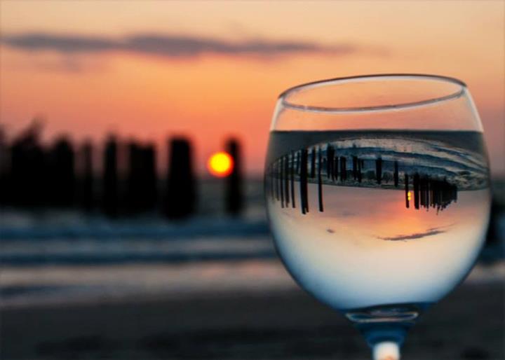 Sunset Photography Through Drinking Glass - XciteFun.net