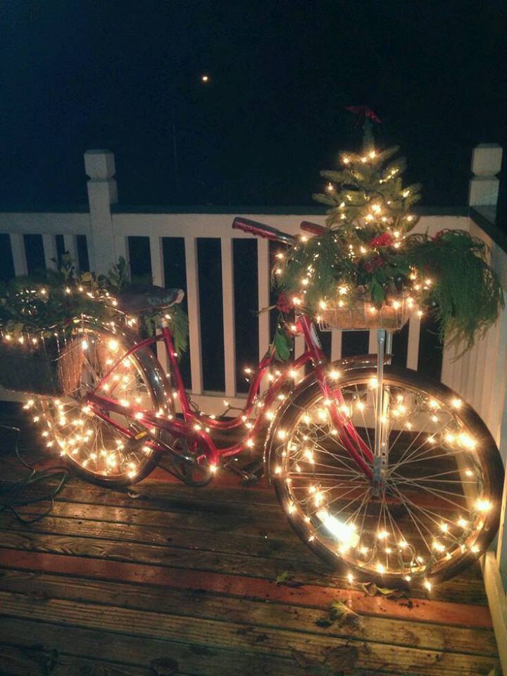 Christmas Light Bicycles - XciteFun.net