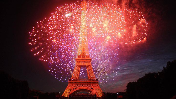 New Year 2015 At Paris Eiffel Tower - XciteFun.net