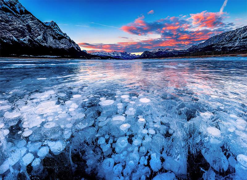 natural-artwork-of-frozen-water-xcitefun