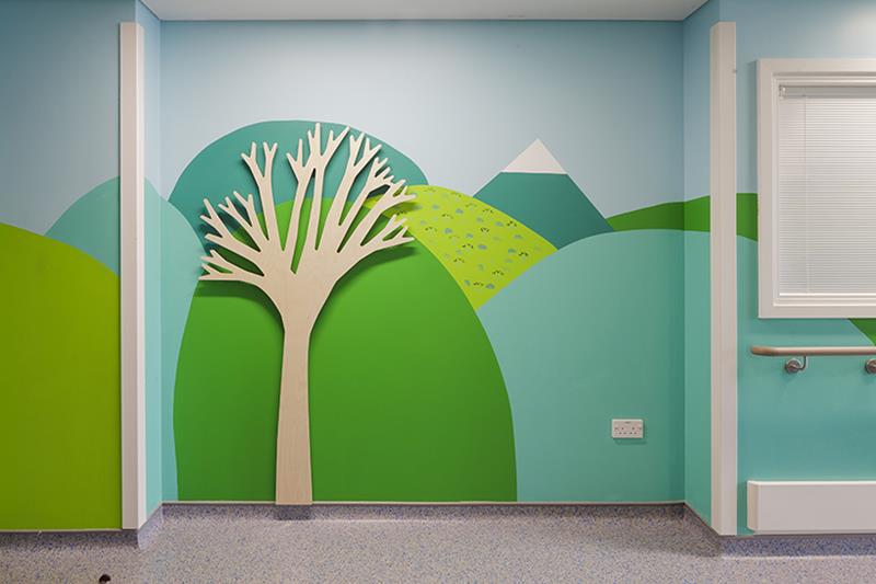 Joyful Artwork On The Walls of Children Hospital - XciteFun.net