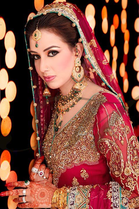 Madeehas Bridal New Makeup Trend - XciteFun.net