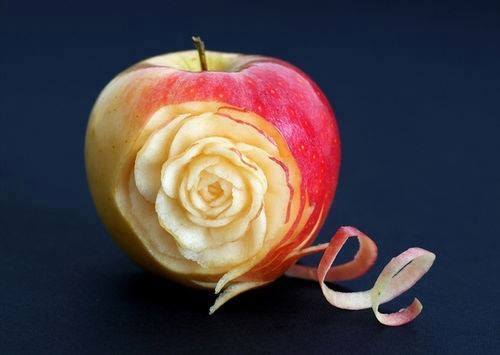 Amazing Apple Cut Art - XciteFun.net