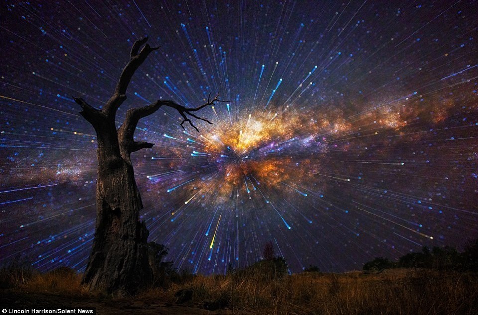 Nigh Sky Time Lapse Photography by Lincoln Harrison - XciteFun.net