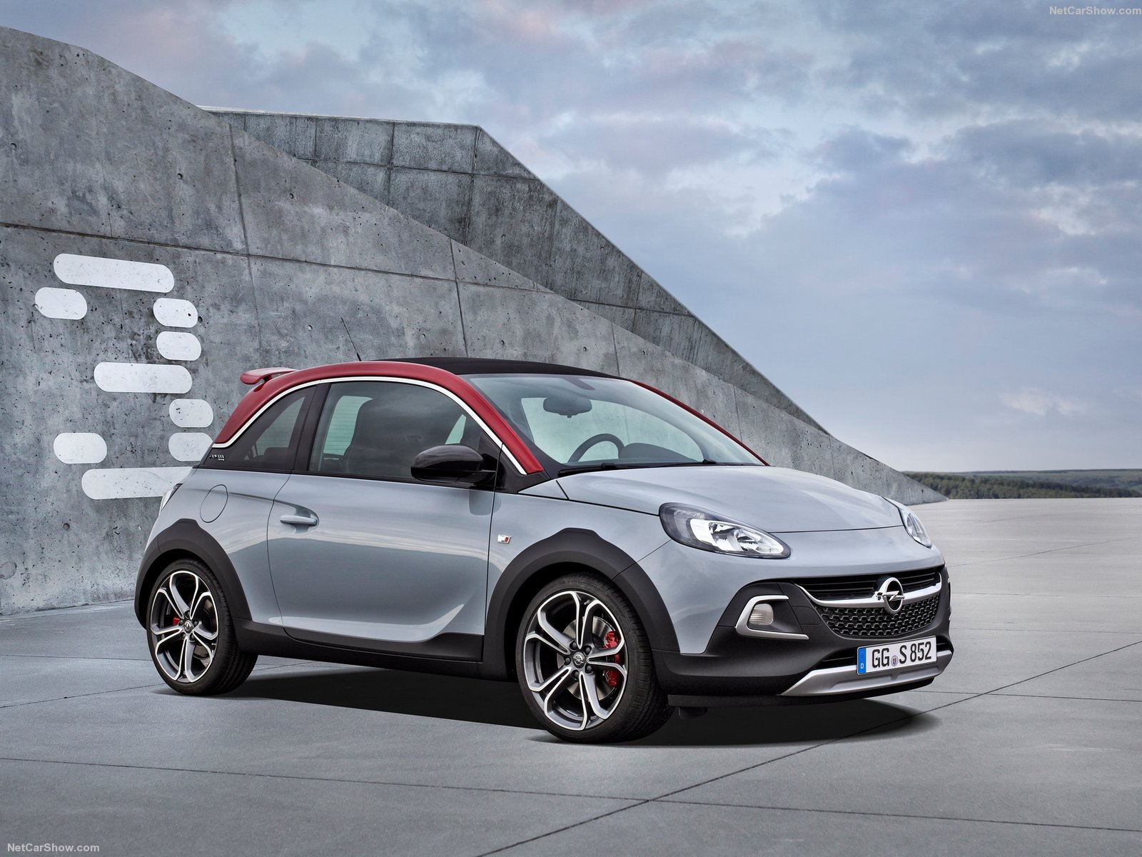 Opel adam rocks