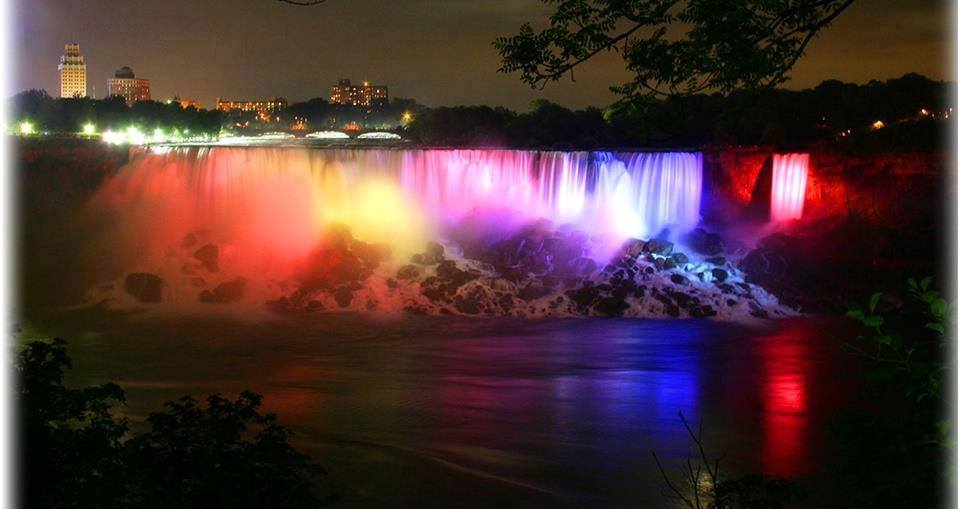 Colorful Illumination at Niagara Falls - XciteFun.net