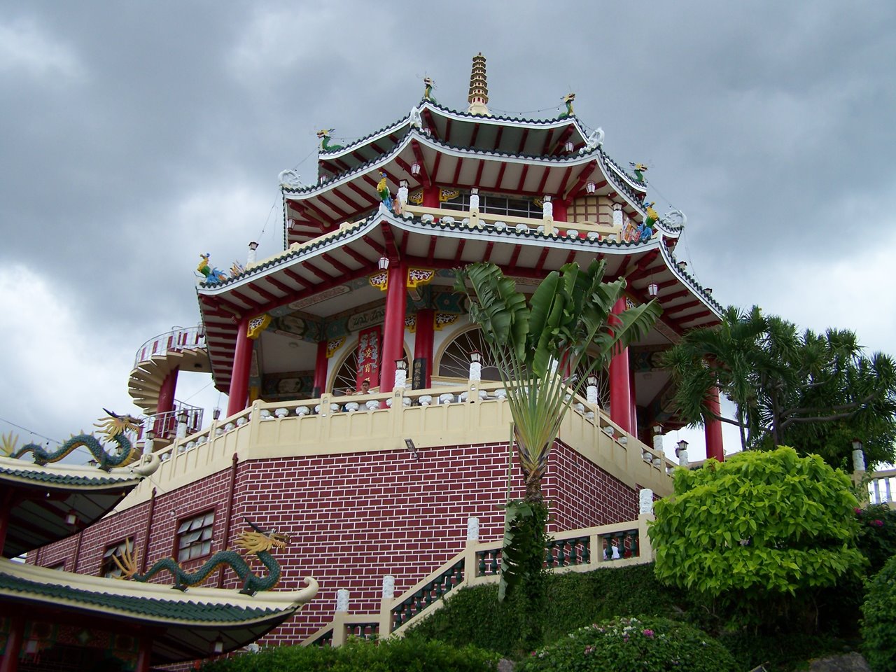 Travel Guide To Cebu Taoist Temple Philippines - XciteFun.net